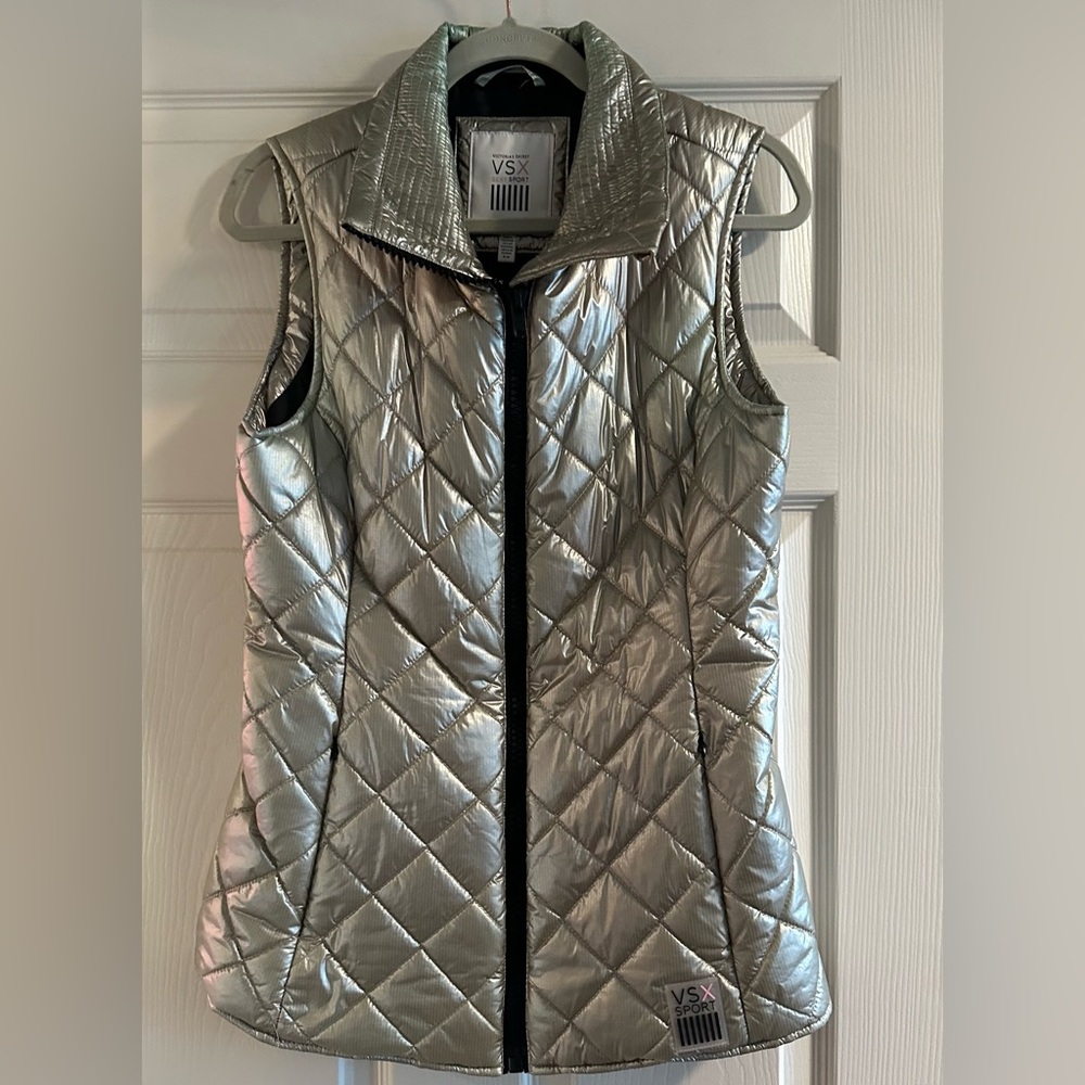 Victoria's Secret VSX Sleeveless Diamond Quilted Puffer Vest